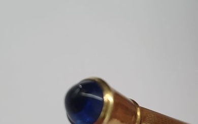 18 kt. Yellow gold - brings graphite mines Sapphire
