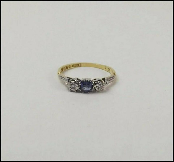 18ct Yellow Gold Sapphire & Diamond Ring UK Size O US 7