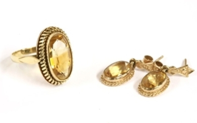 A Dutch gold single stone citrine ring