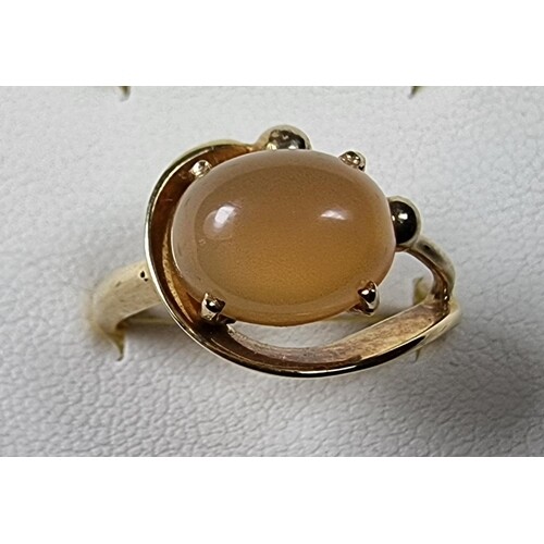 A 14k gold gemstone ring, stamped 585, size N, 4.8 gms