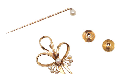A 9CT GOLD AND CULTURED PEARL SPRAY BROOCH AND TWO 18CT GOLD STUDS ETC.