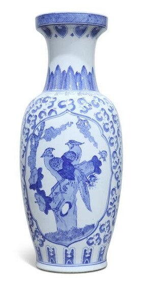 A CHINESE LARGE BLUE AND WHITE VASE, painted with