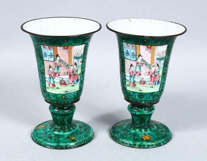 A GOOD PAIR OF 19TH CENTURY CHINESE CANTON ENAMEL