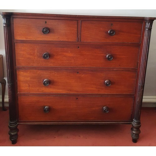 A Georgian Mahogany Chest of Drawers in the manner of Gillow...
