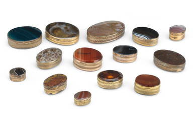 A collection of hardstone snuffboxes and pill boxes 19th century