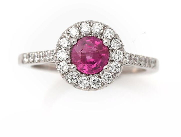 NOT SOLD. A ruby and diamond ring set with a ruby encircled by numerous brilliant-cut diamonds, mounted in 18k white gold. Size 49. – Bruun Rasmussen Auctioneers of Fine Art