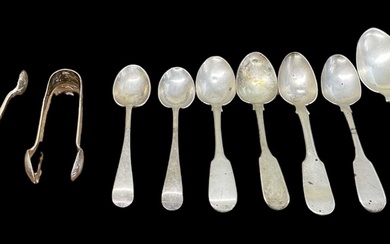 A set of three Victorian hallmarked silver teaspoons, Exeter 1837,...