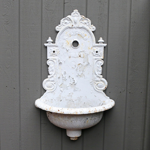 ANTIQUE CAST IRON WALL FOUNT