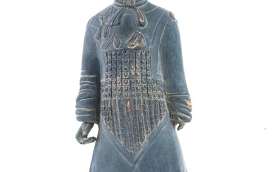 ANTIQUE CHINESE QING TERRACOTTA FIGURE OF A WARRIOR
