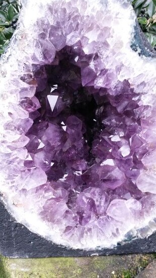 Amethyst (purple variety of quartz) Geode - 33×22×20 cm - 17 kg
