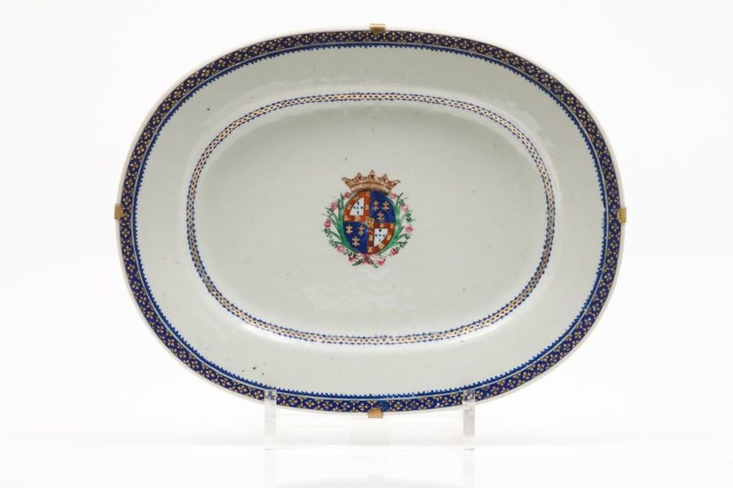 An oval serving tray