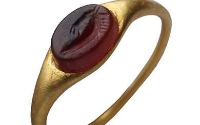 Ancient Roman Gold Intaglio ring of a Horse Head