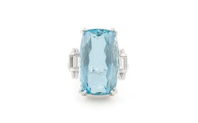 Art Deco 30.00 Carat Aquamarine Ring