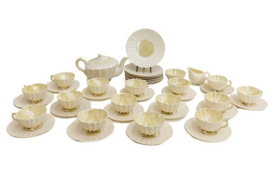 Belleek Shell Form Porcelain Tea and Dessert Service for 15