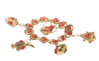 Bracelet with gold and coral charms