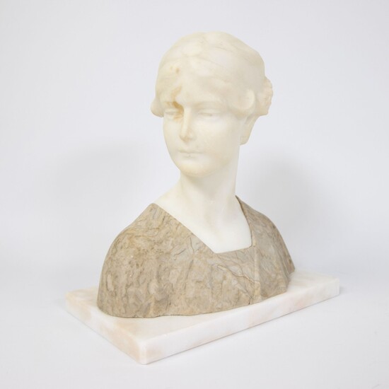 Buste de femme en albâtre ca 1900 Damesbuste in albast ca 1900 H 27 cm...
