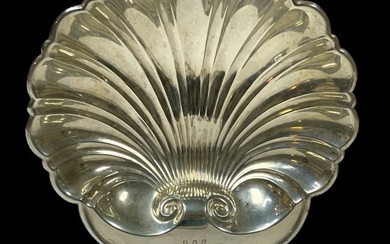 CARTIER STERLING SCALLOPED SHELL TRINKET DISH 72G
