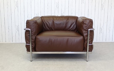 Cassina - Charlotte Perriand, Le Corbusier - Armchair - LC3 - Leather, Steel