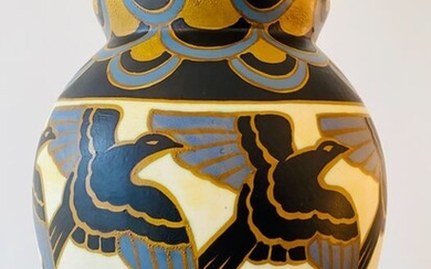Charles Catteau - Boch Frères, Keramis - Vase, Polychrome design with stylized Birds