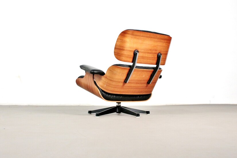 Charles & Ray Eames, chair, model Lounge Chair for Herman Miller / Vitra