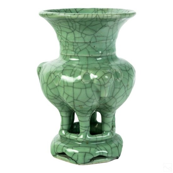 Chinese Celadon Crackle Porcelain Jardiniere Vase