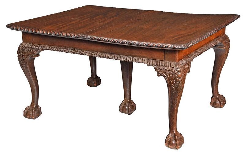 Chippendale Mahogany Extension Dining Table