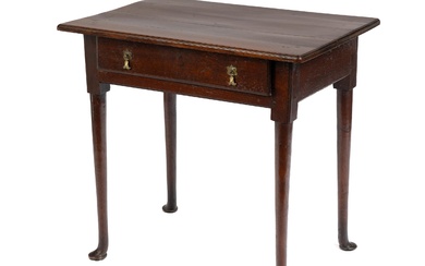 Early George III oak single drawer side table raised over pad feet (69 x 74 x 51cm)