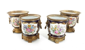 French ormolu-mounted porcelain cachepots (4pcs)
