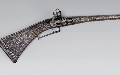Fusil sarde, long canon à pans gravé de feuillages sur 33 cm, calibre 13 mm...