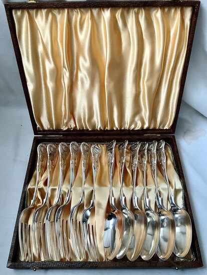 Georgian / Victorian sterling silver 12 pics King Pattern cutlery matched setof12 pieces (12) - .925 silver - U.K. - 19th century