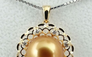 HS Jewellery - Golden south sea pearl, Natural 24K Golden Saturation AAA 12.28 mm - Pendant, 18 kt. Yellow Gold - Diamonds