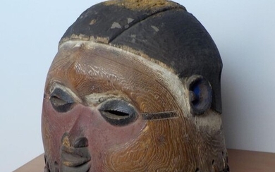 Helm mask - Wood - Suku - Congo - Africa