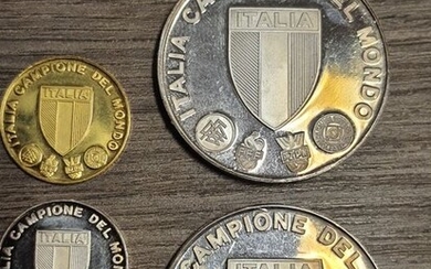 Italy, Italian Republic. Lotto di 4 medaglie 1982 "Campionati del Mondo"