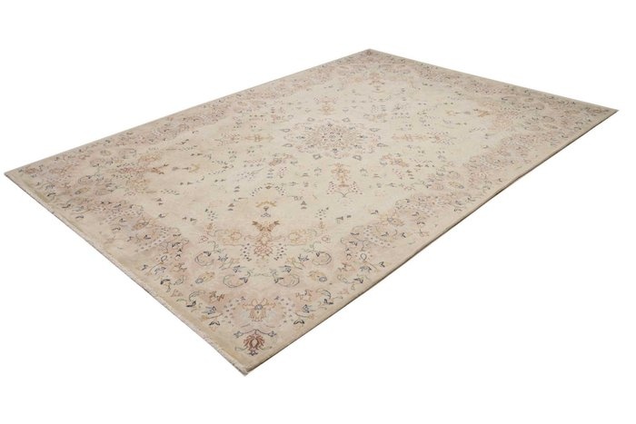Keshan - Carpet - 293 cm - 202 cm