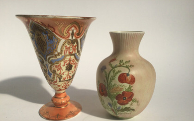 Lotto composto di due vasi in ceramica formata a colaggio delle manifattura Lavenia-Società Ceramica Italiana e Richard-Ginori, San Cristoforo entrambi...