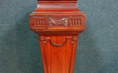 Louis XVI column in mahogany trapezoidal pedestal (Provenance private collection VHF). - Mahogany - 19th century