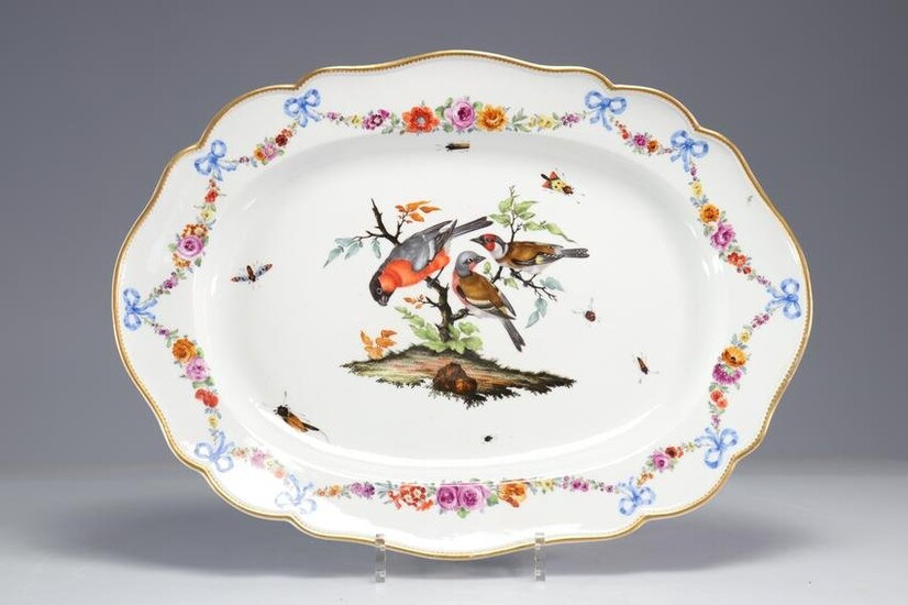 Meissen large porcelain table dish "decorated with birds"