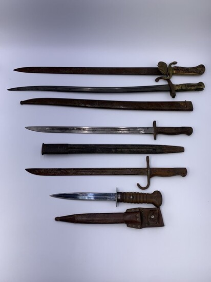 Military Dagger, Bayonet & Saber Lot