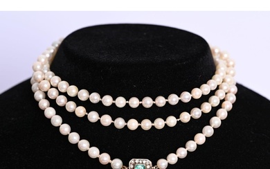 NATURAL PEARL 40 INCH NECK PIECE