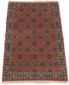 Rare Very Fine Hand-Knotted Vintage Varamin Carpet