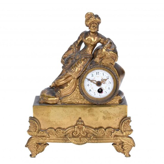 SMALL FRENCH TABLE CLOCK, LOUIS PHILIPPE STYLE, FIRST HALF OF THE 19TH CENTURY.