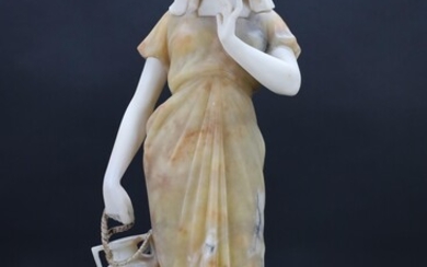 Sculpture en albâtre bicolore non marquée "Dame orientale avec cruche à eau" - Hauteur 63,5...