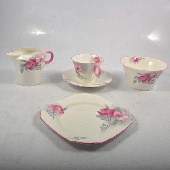 Shelley bone china part tea service, Art Deco shape with pink and grey rose pattern