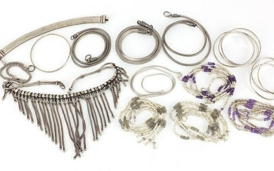 Silver and white metal jewellery, some maked 925