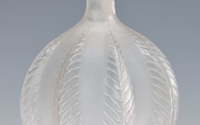 Small vase "Malines", Lalique, 1930s, colourless partly...