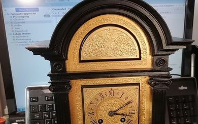 Table/desk clock - Table clock - Lenzkirch - Biedermeier - Gilt bronze, Wood - 1850-1900