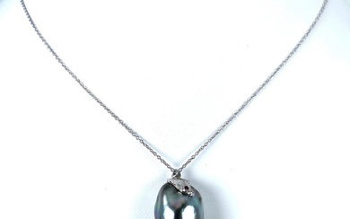 Tahiti pearl BQ Ø 17x22 mm - diamond & sapphire - Necklace - 18 kt. White gold Pearl - Mixed gemstones