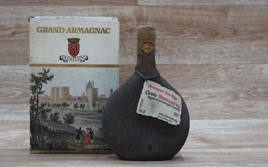 1 bouteille d'Armagnac Ducastaing hors d'Age...