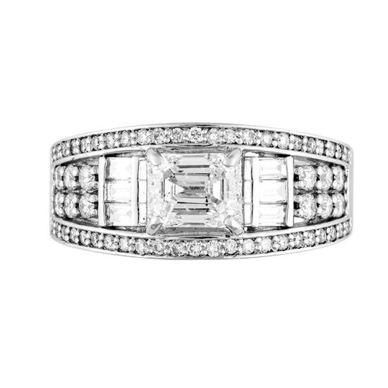 "1.148 CT DIAMOND PLATINUM RING"ring size : 13,13.1 g, color : E, clarity : SI-2