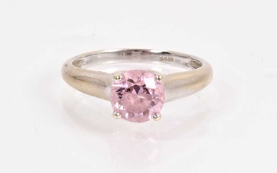 14ct white gold pink synthetic stone solitaire ring